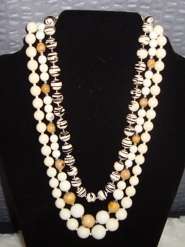 White Necklace Bundle 3Piece Lot White White Black White Tan